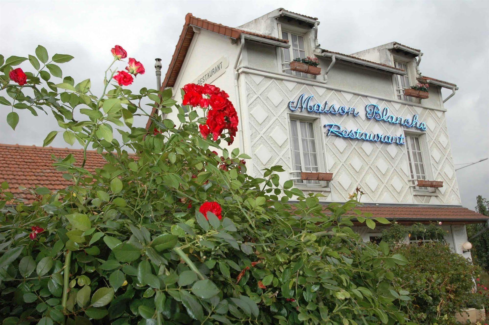 Hotel Restaurant Maison Blanche Rungis Buitenkant foto